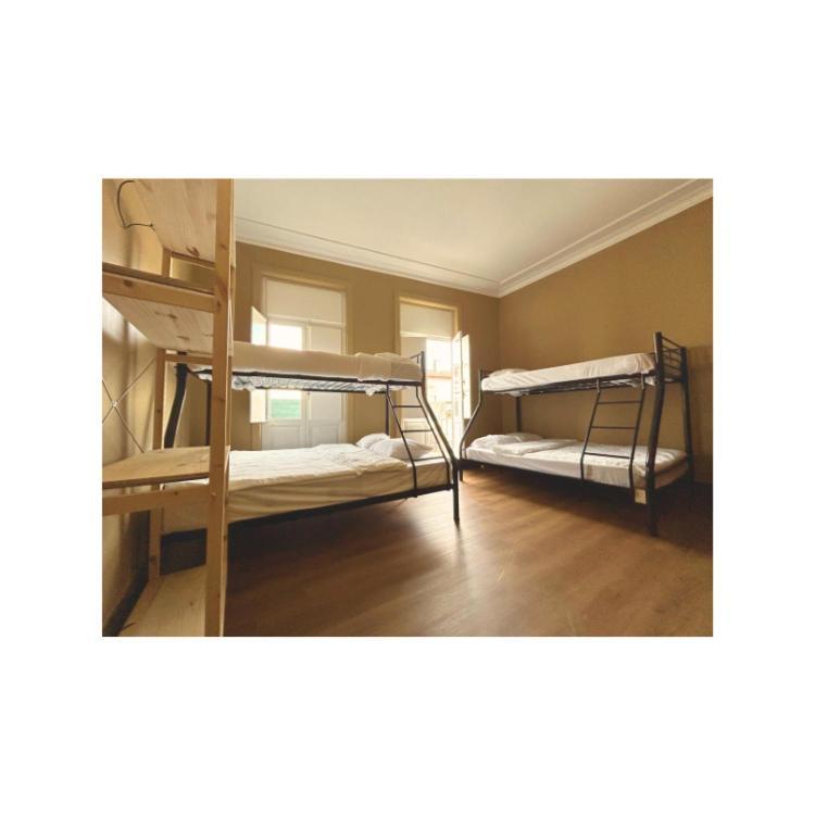 Casa Quixote Hostel บรากา ภายนอก รูปภาพ